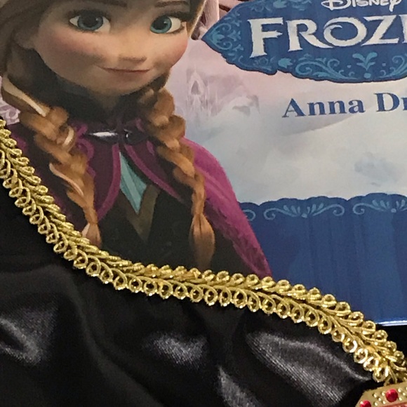 Anna dress from Disney size 4-6-+ - Picture 3 of 8